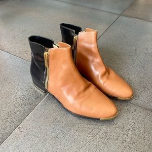 MICHAEL KORS Cindra Two-Tone Ankle Boots